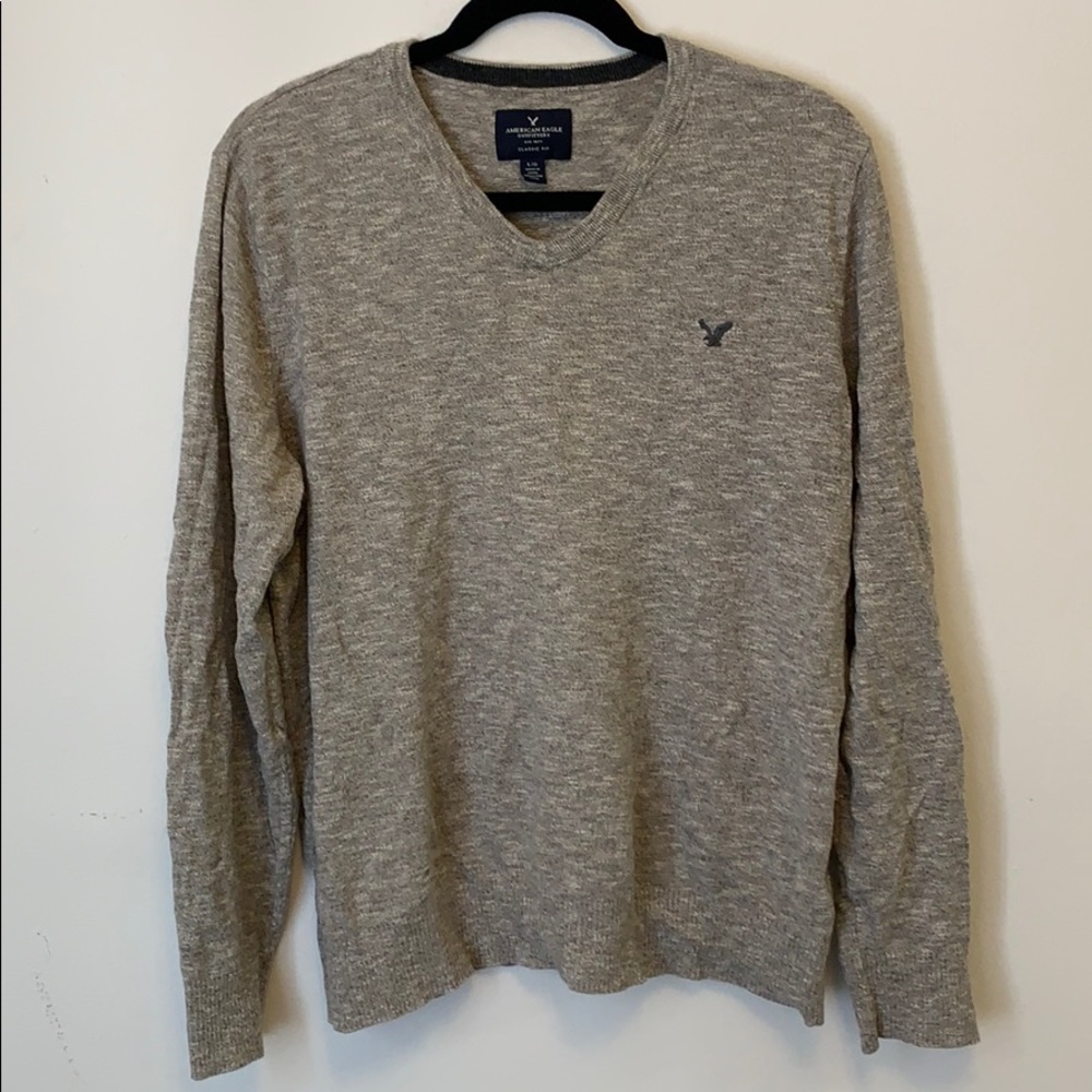 LG American Eagle V-Neck Sweater